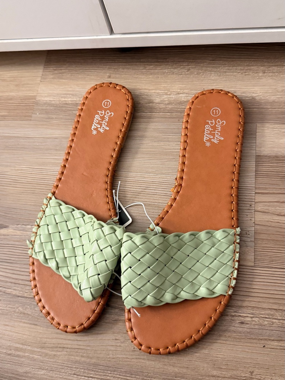 Women's Green Woven Slide Sandals Size 11